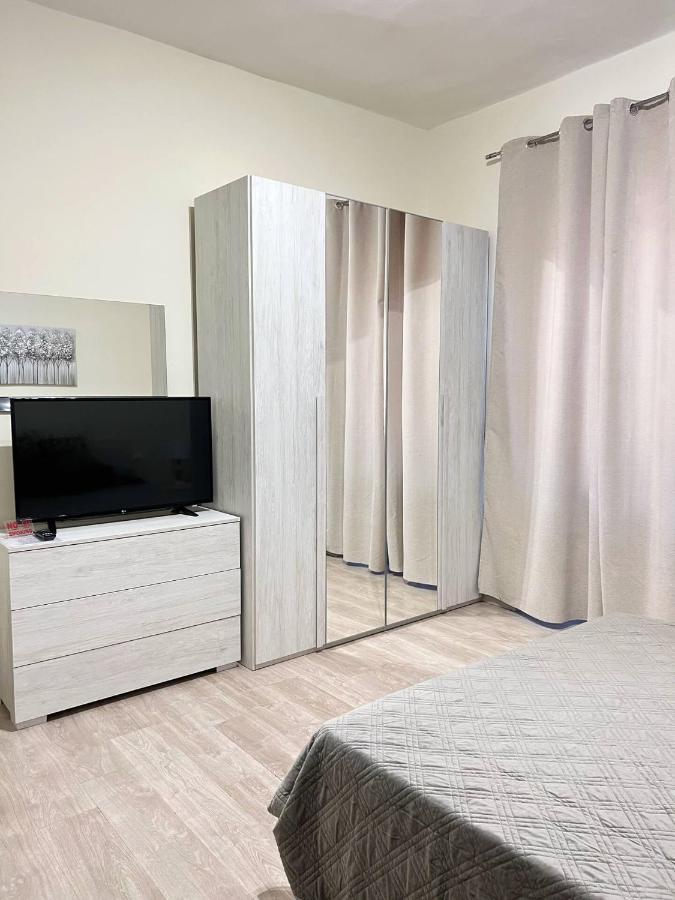 Apartment Magenta